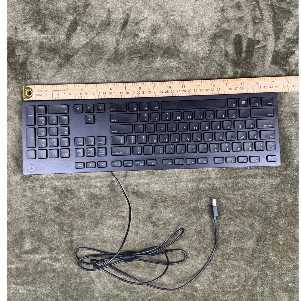 Dell KB216 Wired Multimedia Keyboard Black USB Chiclet Keys Full Size KB216t